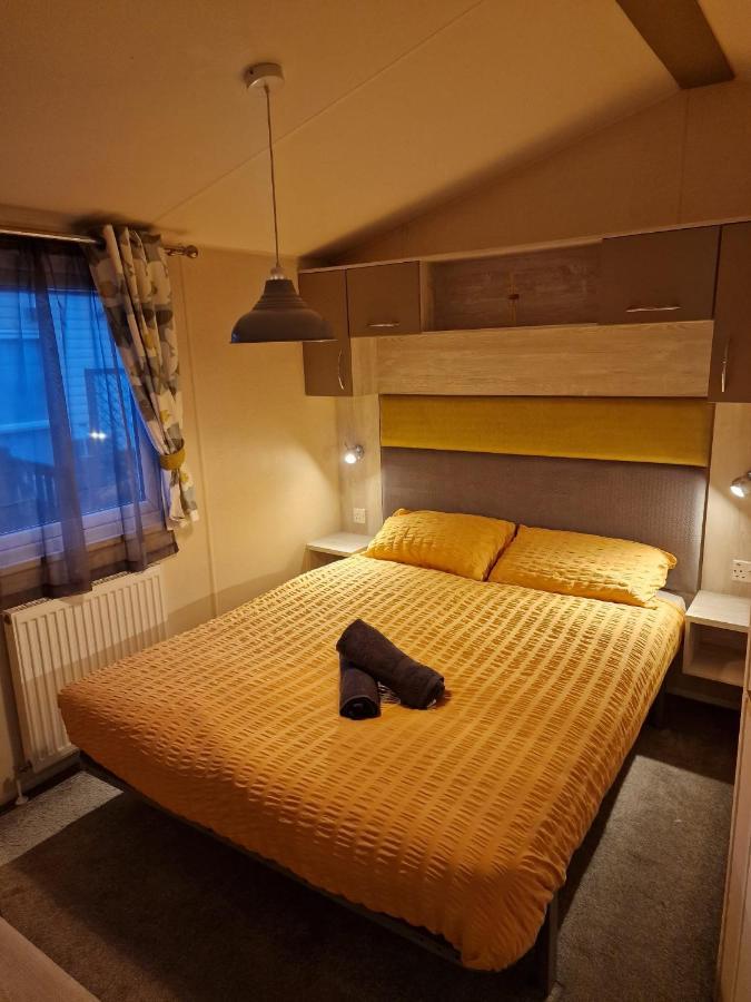 Billing Aquadrome- Bird Lake Pastures Holiday Caravan Sleep 6 Northampton Exterior photo